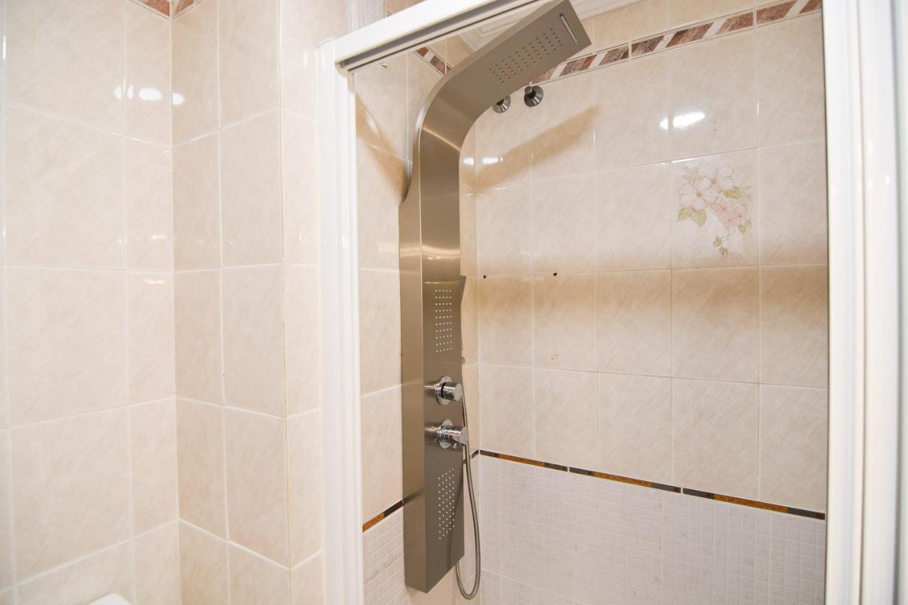 Apartamento Sol Y Playa Apartment ตอร์เรเวียคา ภายนอก รูปภาพ