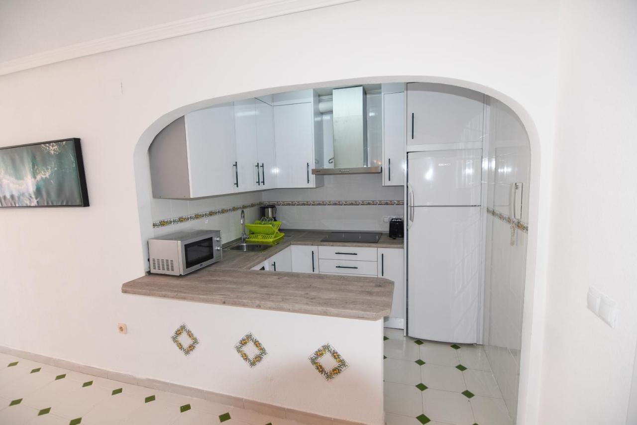 Apartamento Sol Y Playa Apartment ตอร์เรเวียคา ภายนอก รูปภาพ