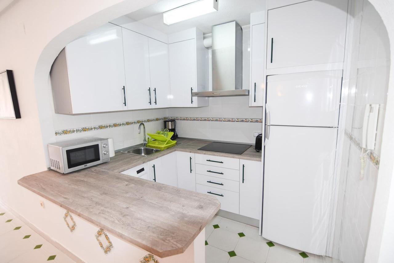 Apartamento Sol Y Playa Apartment ตอร์เรเวียคา ภายนอก รูปภาพ