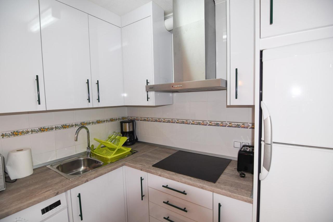Apartamento Sol Y Playa Apartment ตอร์เรเวียคา ภายนอก รูปภาพ